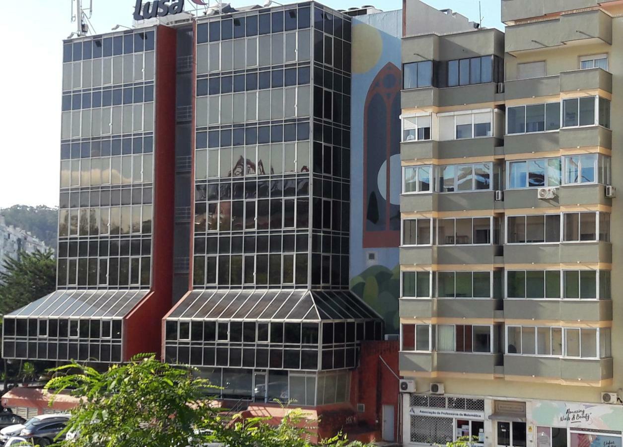 Lx Art Flats | Flat One Apartment Lisbon Luaran gambar